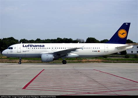 D Aiql Airbus A320 211 Lufthansa Javier Rodriguez Jetphotos