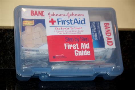 Tips For Parents Essential Elements To Include In A First Aid Kit