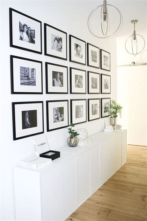 While tailored to small living rooms, they work for floor spaces of any size. black-and-white-gallery-wall-ideas-for-family-photos ...