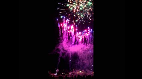 The carnival area closes at 10pm sunday to thursday and 11pm on fridays and saturdays when are the show's fireworks? Fireworks Perth Royal Show 2012 - YouTube