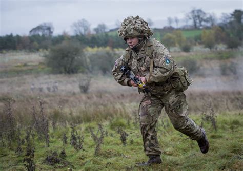 British Army On Twitter Army Medics Have Been Training To Ensure They Provide Life Saving