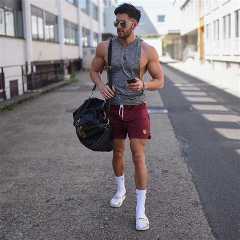 Best Summer Gym And Workout Outfits For Men 12 Men Outfits Urbanmenoutfits Mens Tank
