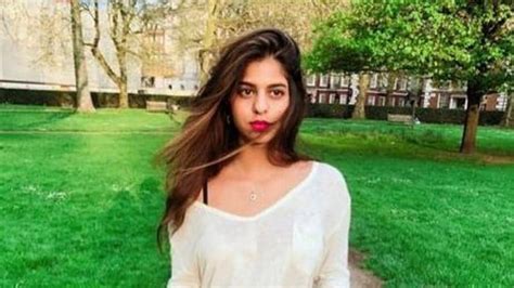 Shah Rukh Khans Daughter Suhana Is All Set For Bollywood Her New