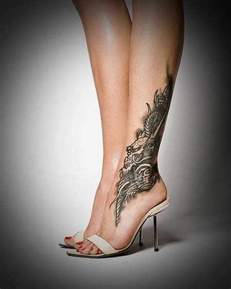 35 Best Leg Tattoo Designs For Women