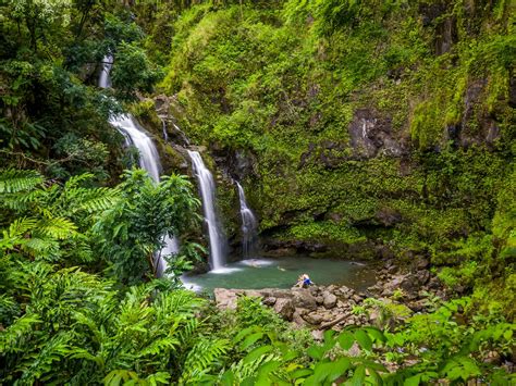 25 Best Waterfalls In Hawaii Where To Find Each