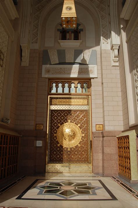 Allahyarham adalah menteri besar selangor pada tahun 1954, wakil. King Abdul Aziz gate (door #35) of the Al-Masjid al-Nabawi ...