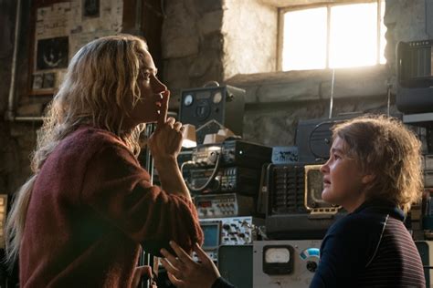 A Quiet Place HD Emily Blunt Millicent Simmonds Evelyn Abbott Regan