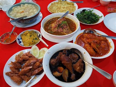 Must try food are achat, joo hoo char, marinated minced prawns and fish maw soup. Places In Penang With Good Nyonya Food For you to Discover ...