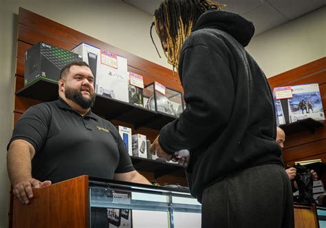 Pawn Shops In Rockford Across Illinois Raise Issue With Proposed Interest Rate Caps Rock