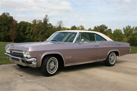 The ss package was first made available for the 1961 impala. 1965 Chevrolet Impala Super Sport | 1965 chevy impala ...