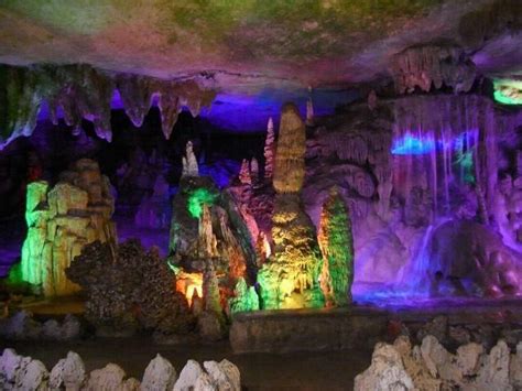 Seven Star Cavern In China Is An Extensive Limestone Cave With