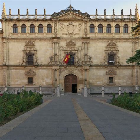 Se encuentra a 34,36 km de alcalá de henares. UAH-Colegio Mayor de San Ildefonso (Universidad Cisneriana ...