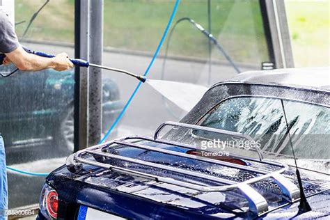 76 Gas Station Careers Photos And Premium High Res Pictures Getty Images