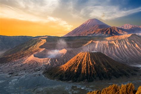 Monte Bromo Vulcão Gunung Bromo Durante O Nascer Do Sol Do Ponto De