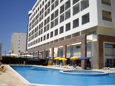 hotel costa da caparica via portugal
