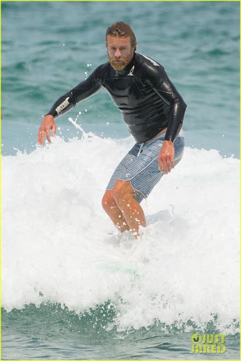 Photo Simon Baker Goes Scruffy While Catching Waves In Sydney