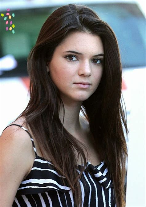 Kendall Jenner Without Makeup Looking Innocent Girl Kendall Looks So