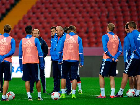 Официальный твиттер сборной россии по футболу | official twitter of the football national team of russia. NEWSru.com :: Сборная России по футболу в июне сыграет с Венгрией и Чили
