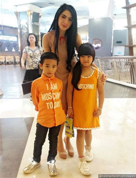 Akhirnya Unggah Foto Bareng Anak Fans Larang Angel Karamoy Cerai