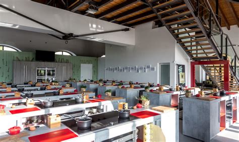 Non una semplice scuola, ma un vero laboratorio antropologico dove persone e. Scuole e corsi di cucina in giro per l'Italia nel 2016 ...