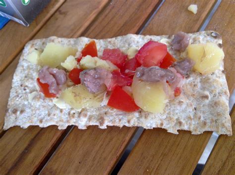 Safe to say they don't, in fact, like. Livet i Vestby :>: Surströmming