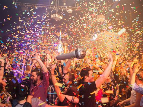 10 Bonkers New Years Eve Parties Across The Uk The Edit Unidays