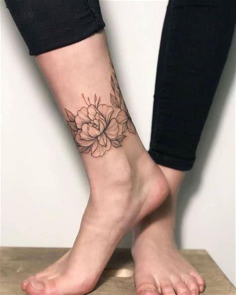 40 Gorgeous And Stunning Ankle Floral Tattoo Ideas For Your Inspiration Women Fashion