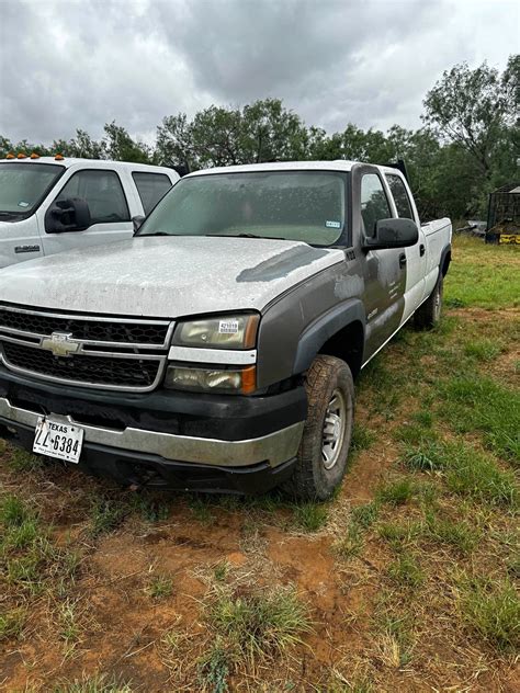 2006 Chevrolet Silverado 2500 - Commercial Vehicles - Pearsall, Texas