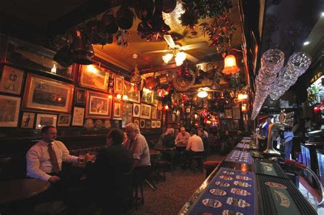 The Cross Keys Review A Busy Covent Garden Pub With A Local Village