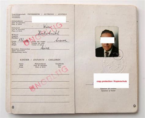 Больше инфы как и что тут: Dienstpass Österreich,Reisepass,Ausweis,service passport ...