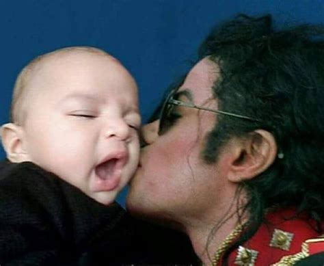 Paris jackson, the daughter of music legend michael jackson, met beatles icon paul mccartney this week, and it was a very emotional moment for her. 2081 best images about * PARIS JACKSON * JacKsonS faMily * on Pinterest | Father, 15th birthday ...