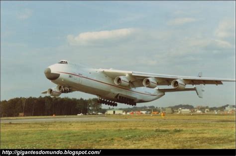 O Maior Avião Cargueiro Do Mundo Gigantes Do Mundo