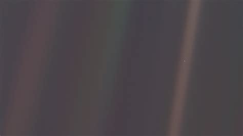The Pale Blue Dot 14th February 1990 NASA Spacecraft Voyager 1 Takes
