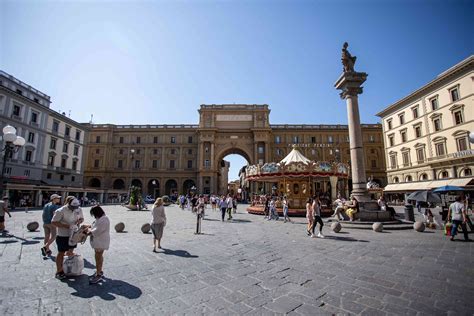 The Piazzas Of Florence Italy