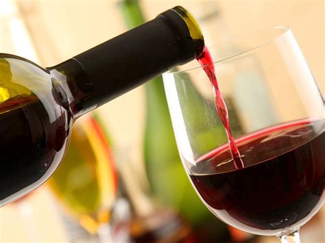 La edad media del parque móvil español es de 12 años. Exportaciones españolas de vino: baja el volumen, sube el ...