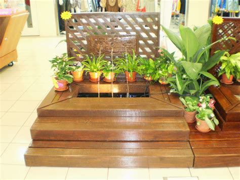 Public facilities in this place is neatly arranged, such as food. LANSKAP KOLAM AIR TERJUN ~ Rumah Idaman