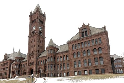 Duluth School Board Approves Listing Historic Old Central High School