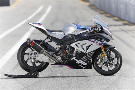 We Ride The Bmw Hp4 Race Heres What 95000 Gets You Canada Moto Guide