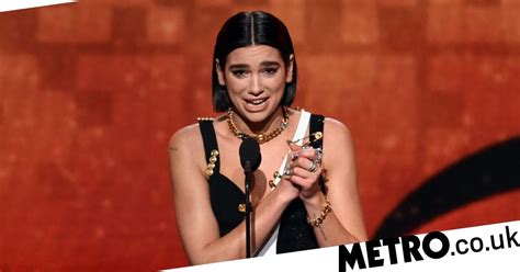 Dua Lipa Tearfully Accepts Best New Artist Award At Grammys 2019