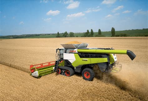 Claas Lexion 6000 Series Combine Receives 2021 Ae50 Award Realagriculture