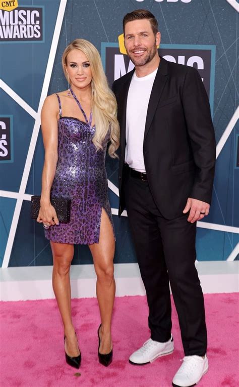 Photos From All The Celebrity Couples At The Cmt Music Awards 2022 E Online In 2022 Cmt