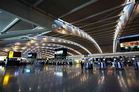 Aeroporto Londra Heathrow Terminal Evacuato Oggetto Sospetto Meteoweek