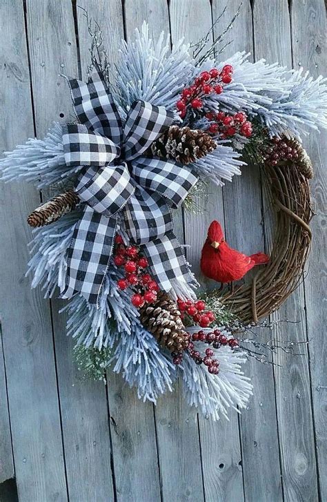 35 Fabulous Winter Wreaths Design Ideas Best For Your Front Door Decor