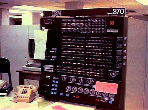 Ibm 370 Mainframe Computer History Computer Technology Old Computers