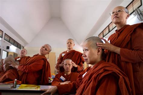 In Pictures Thailands Female Monks Al Jazeera