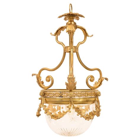 French 19th Century Louis Xvi Style Belle Époque Chandelier Attributed