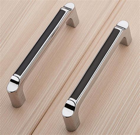 Selecting hardware can become yet another overwhelming decision in a kitchen project. 2.5'' 3.75" Modern Dresser Pull Handles Knobs / Drawer ...