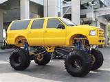 Pictures of Extreme Lifted Trucks