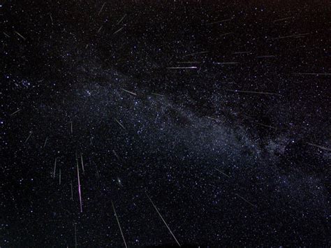 The Most Spectacular Meteor Shower Of The Year Is Going To Be Extra