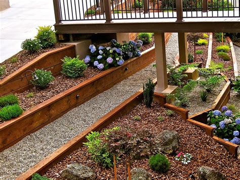 Fabulous Modern Hillside Landscaping Design With Modern Wood Garden